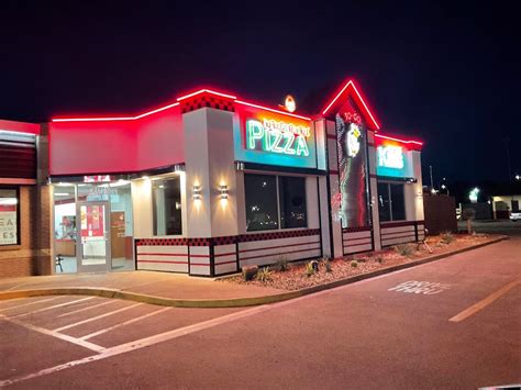 Pizza king longview - Get delivery or takeout from Pizza King at 1100 East Marshall Avenue in Longview. Order online and track your order live. No delivery fee on your first order!